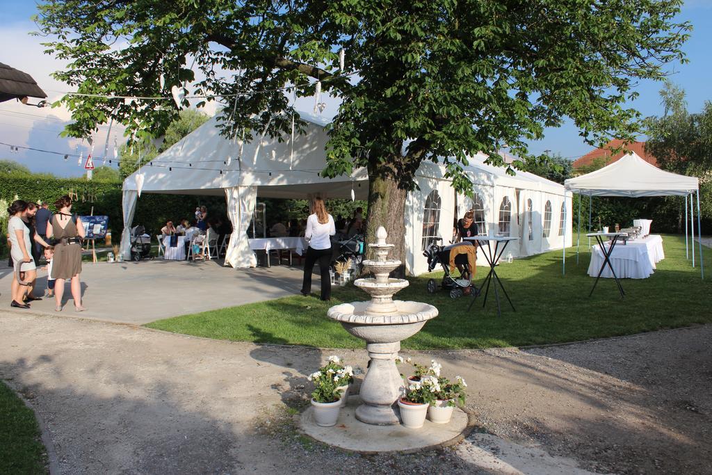 Penzión Zlatý Dukát Zvolenská Slatina Esterno foto